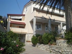 objects/1128/103428_bebe 12.jpg